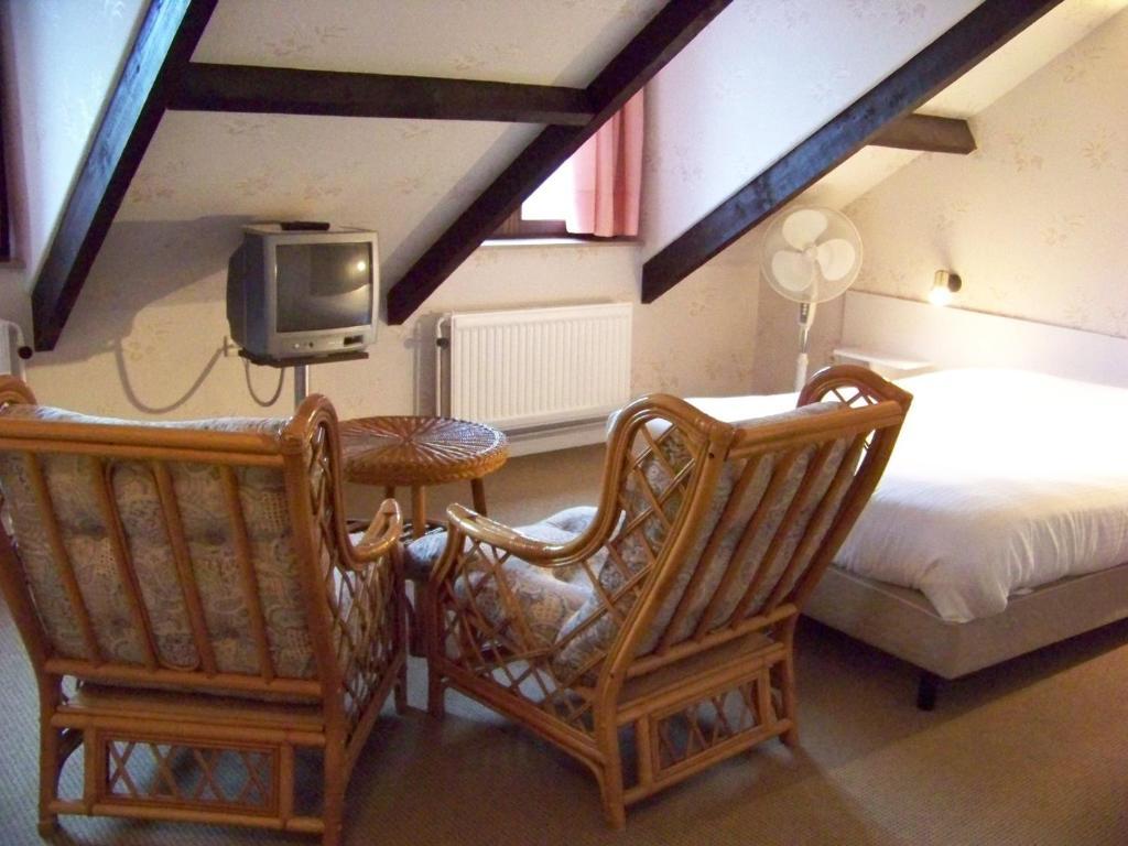 Auberge Le Vieux Moulin Bouillon Chambre photo